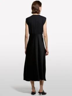 Abito longuette nero