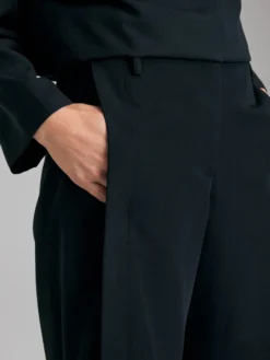 Bermuda neri