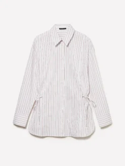 Camicia a righe con laccetti