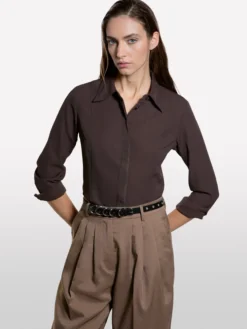 Camicia con impunture