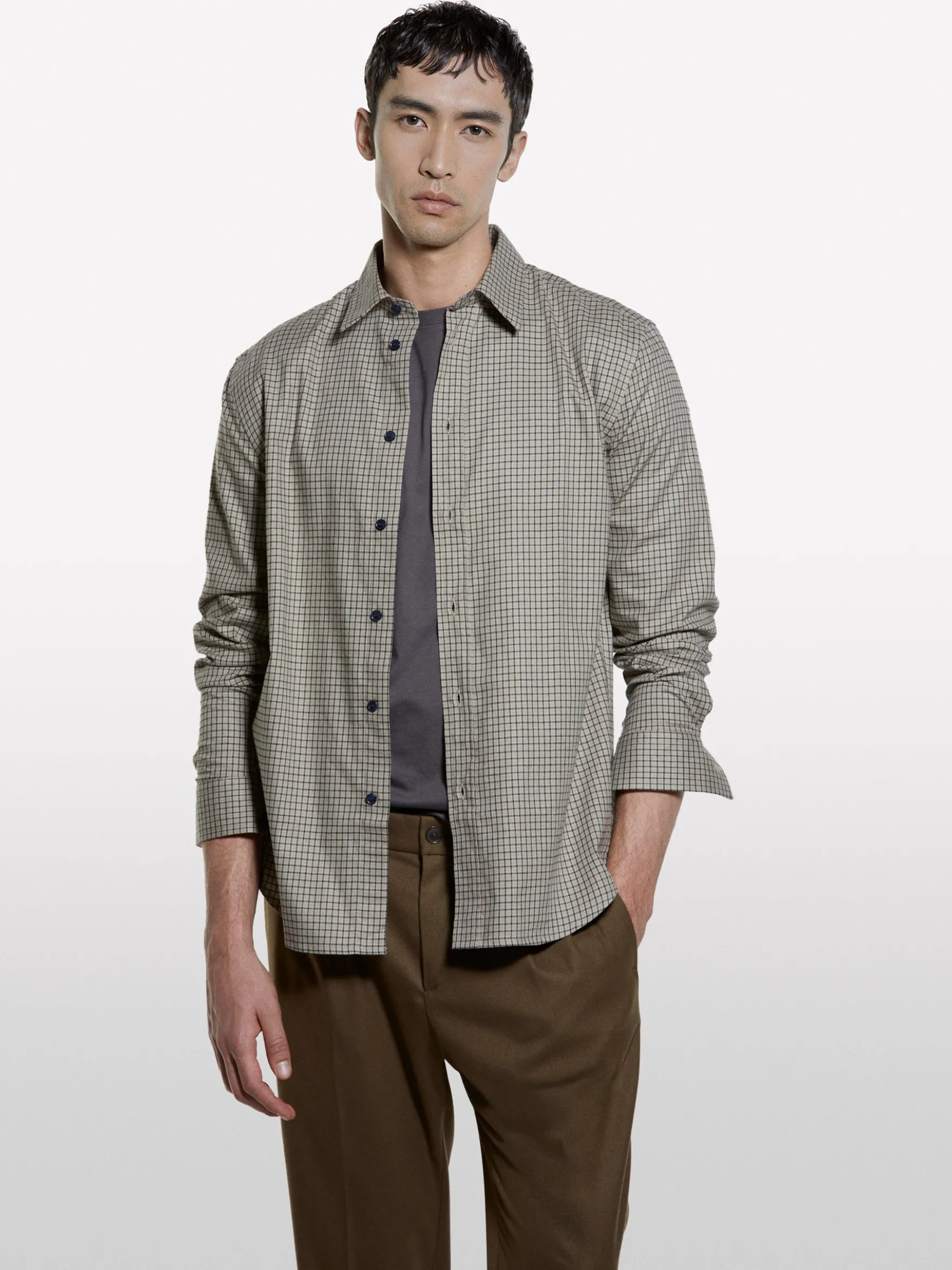 Camicia di flanella chiara