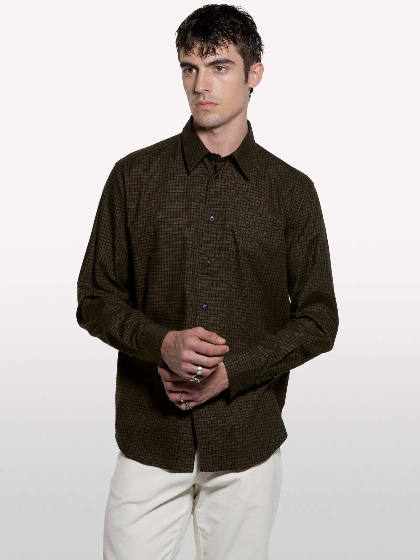 Camicia di flanella scura