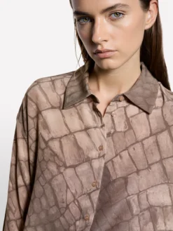 Camicia fantasia stampata beige