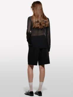 Camicia nera con rouches