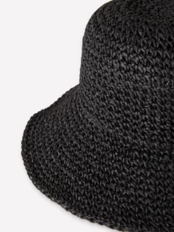 Cappello intrecciato