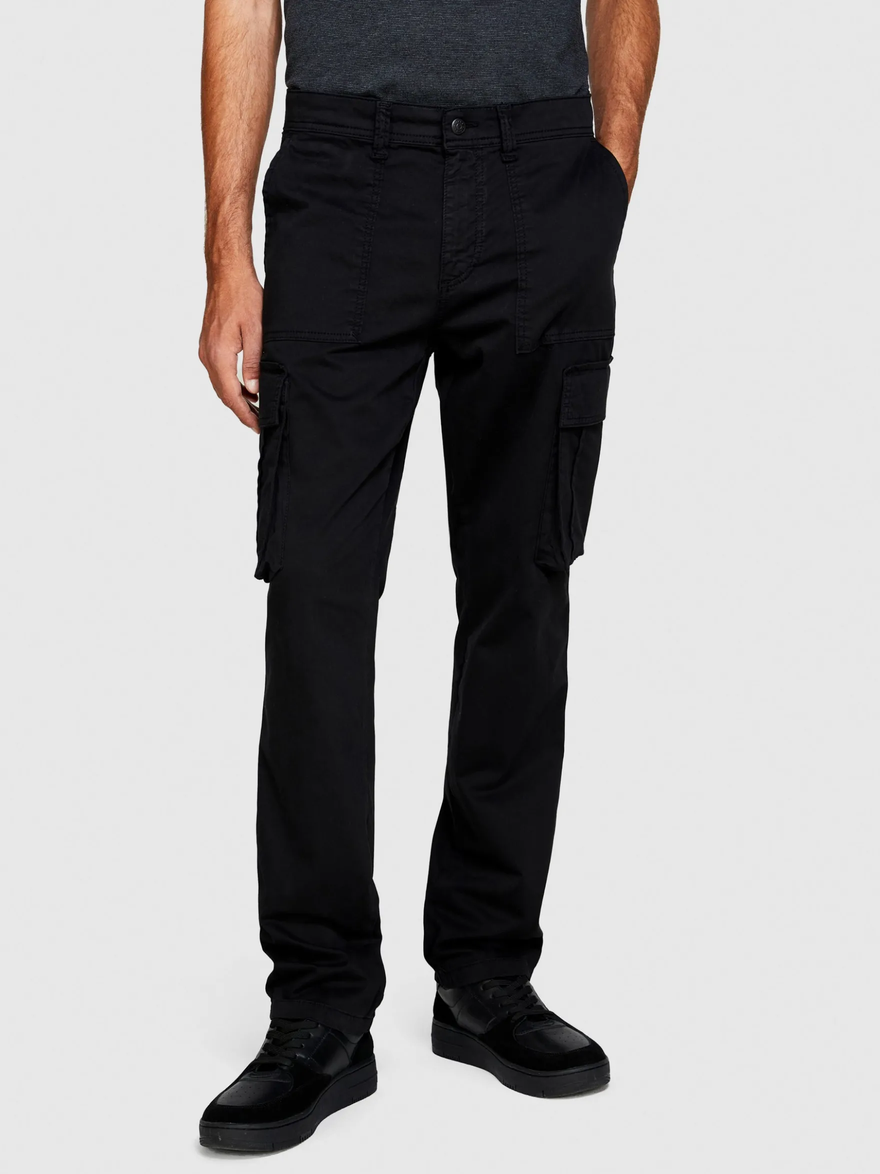 Cargo relaxed fit