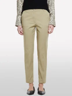 Chino verde chiaro