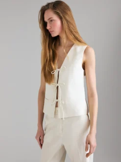 Gilet con laccetti