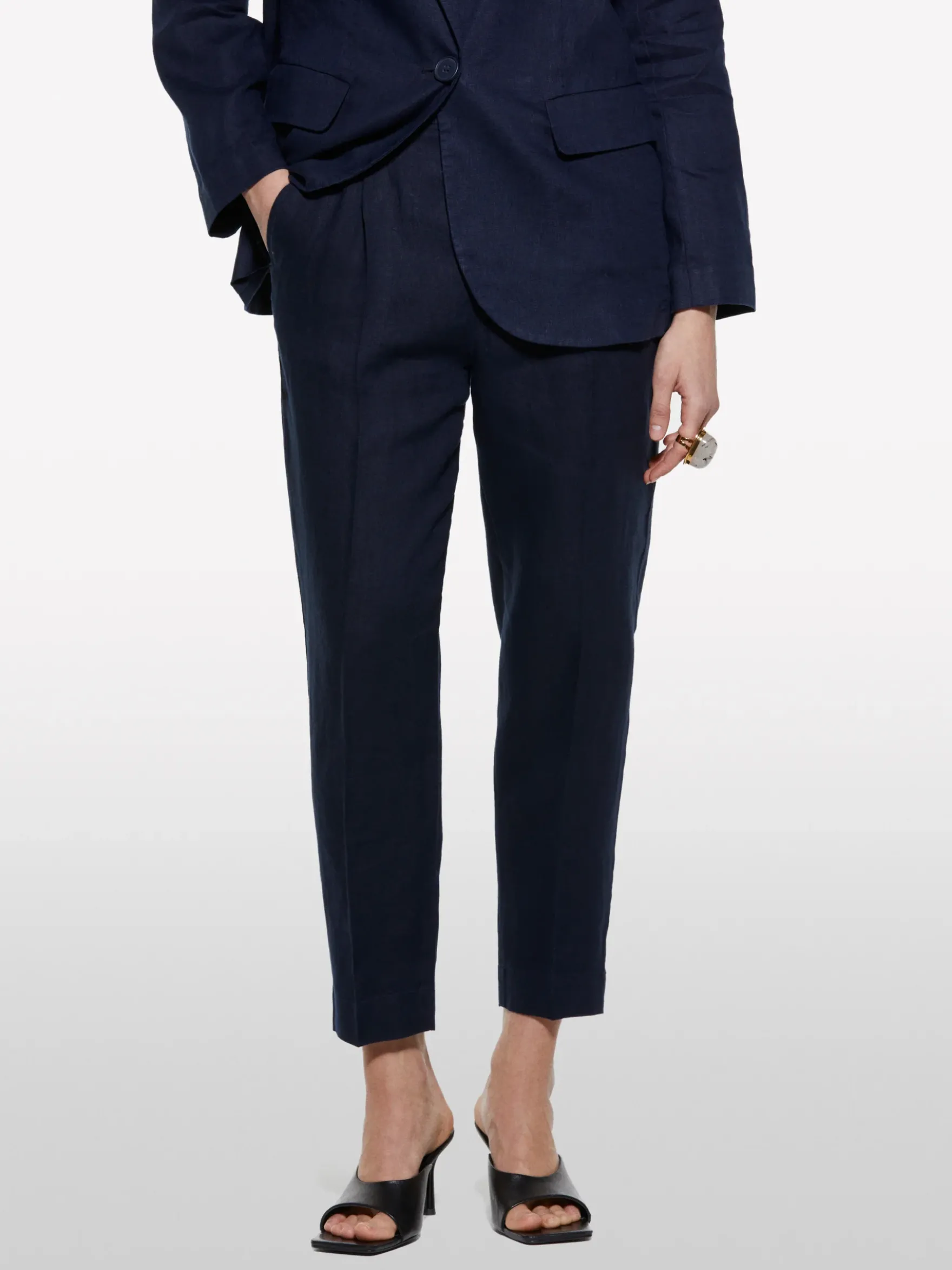 Joggers blu scuro in 100% lino