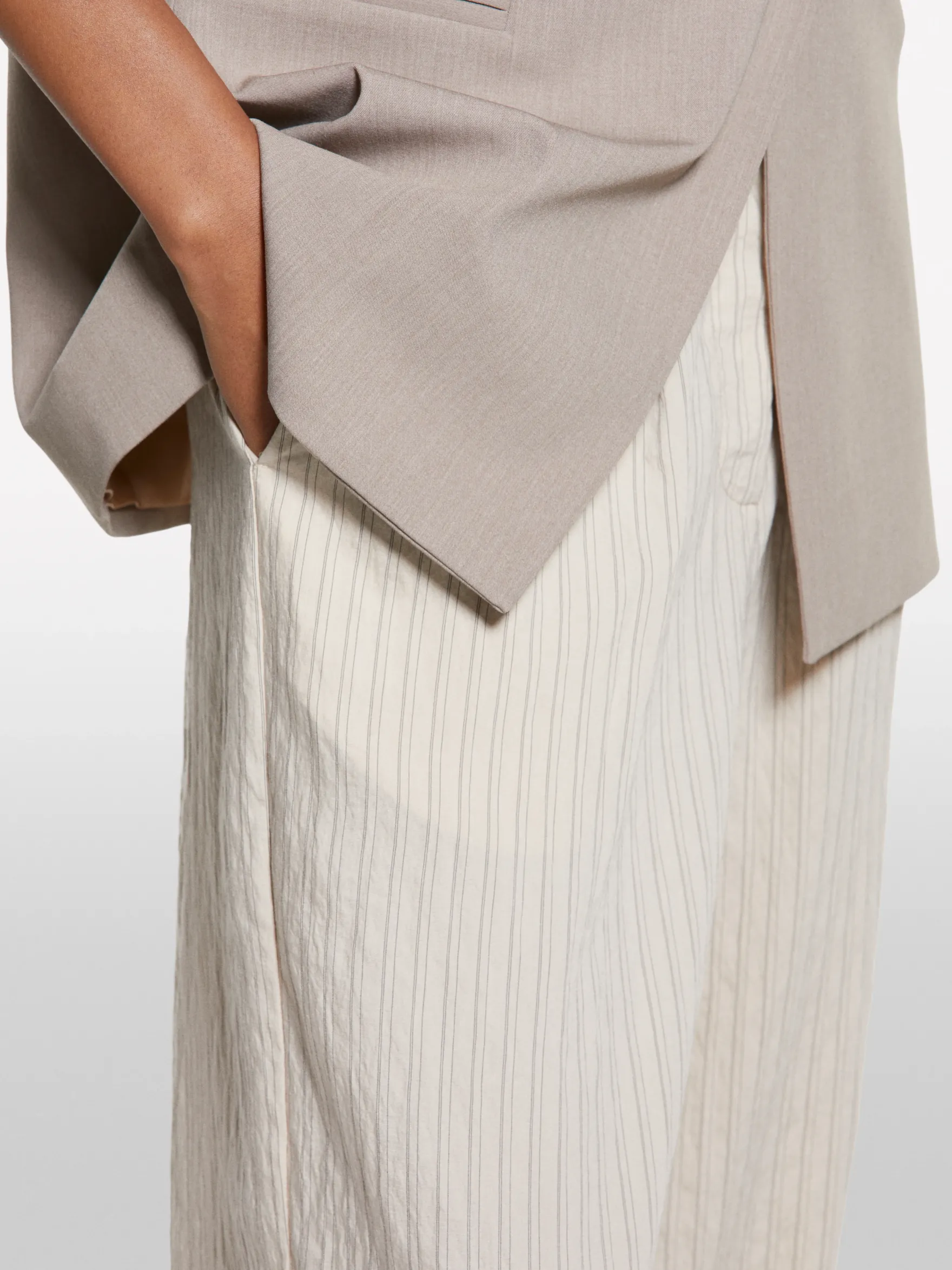 Pantaloni bianco panna rigati