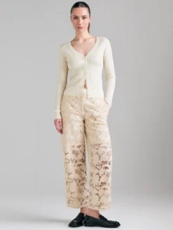 Pantaloni ricamati