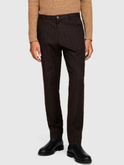 Pantaloni slim fit
