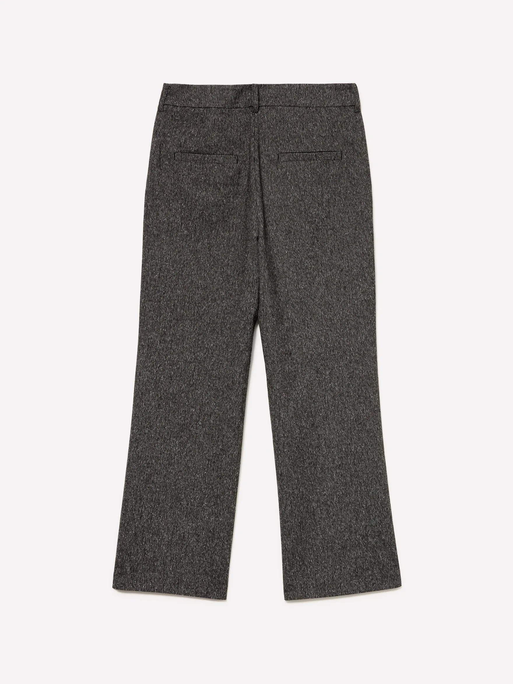 Pantaloni svasati