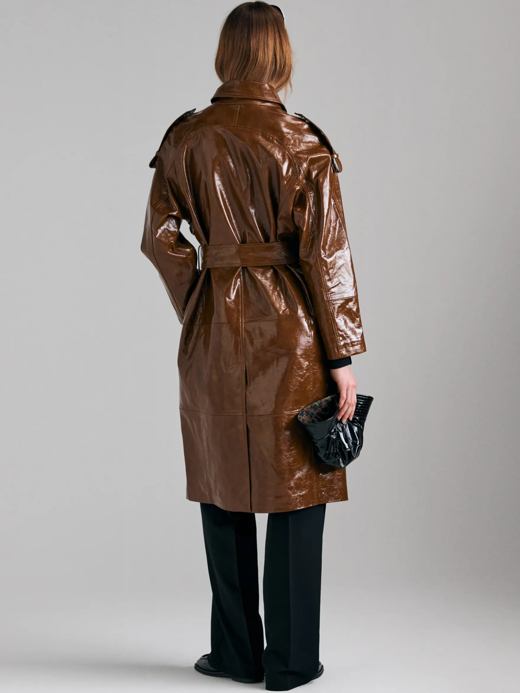 Trench verniciato